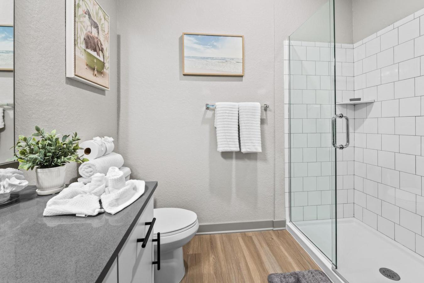 Tropicana Field 1 Bed In Downtown St Pete With Free Parking เซนต์ปีเตอร์สเบิร์ก ภายนอก รูปภาพ