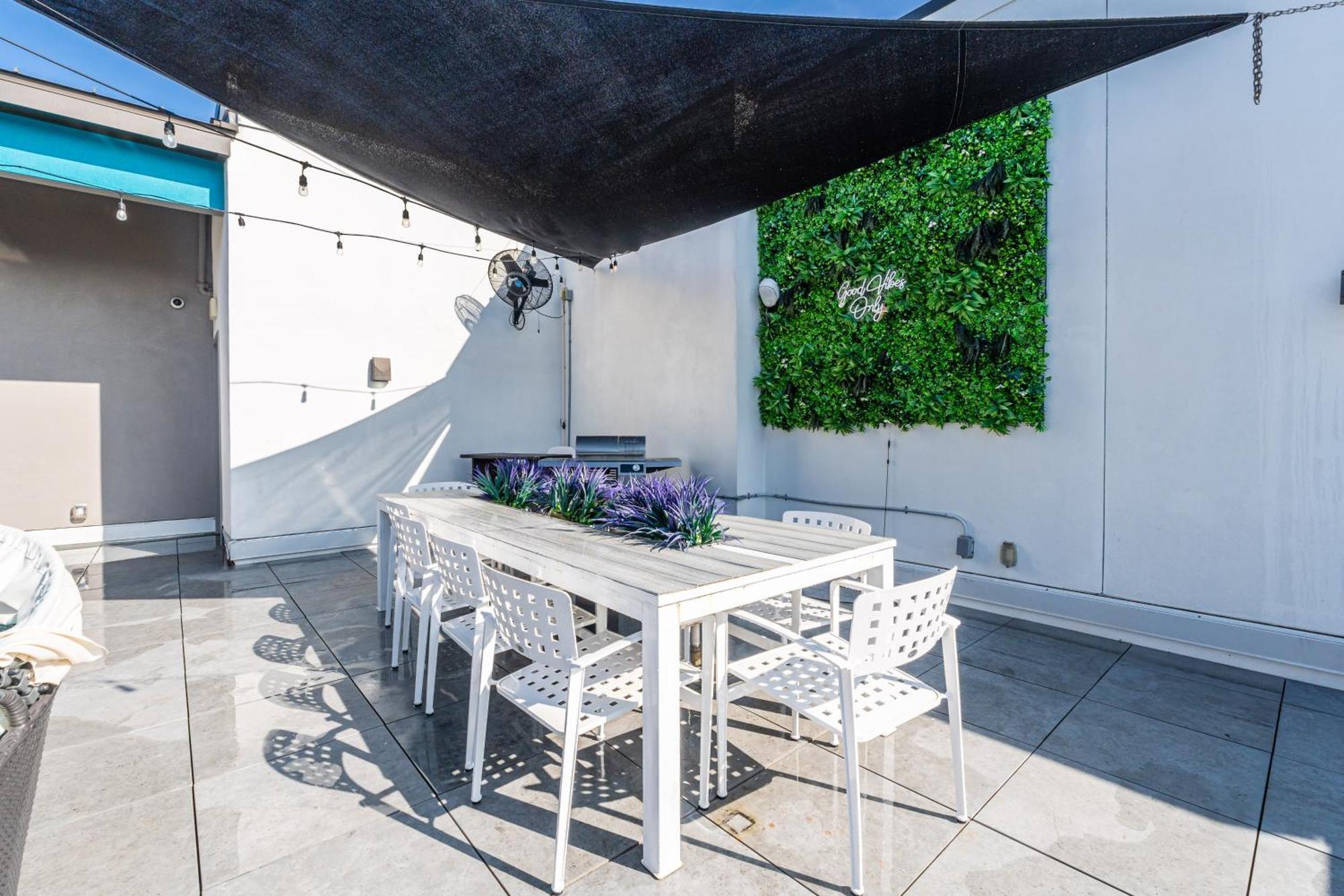 Tropicana Field 1 Bed In Downtown St Pete With Free Parking เซนต์ปีเตอร์สเบิร์ก ภายนอก รูปภาพ